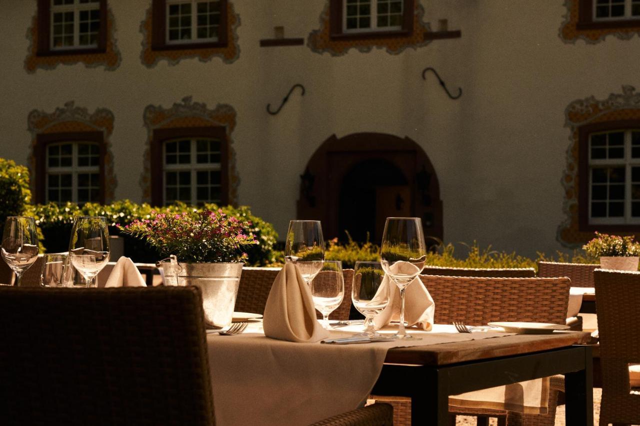 Gaestehaus Am Wasserschloss & Restaurant Wasserschloss Inzlingen Exterior photo